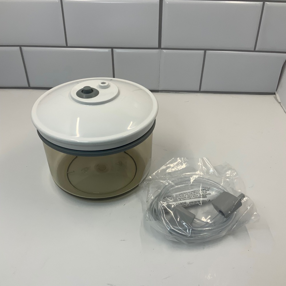 Snail Vacuum Sealer Canister 25oz Round Food Storage Container with Hose‎ KY-123